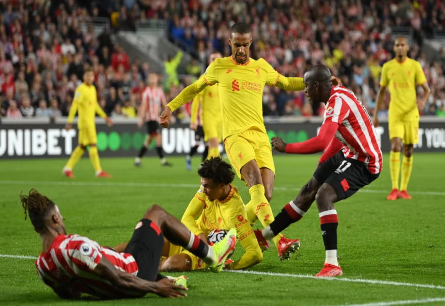 Soi keo nha cai Brentford vs Liverpool Ngoai Hang Anh 