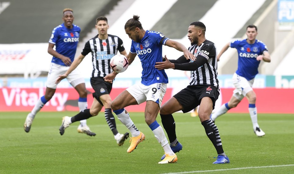 Soi keo nha cai Everton vs Newcastle Utd toi nay