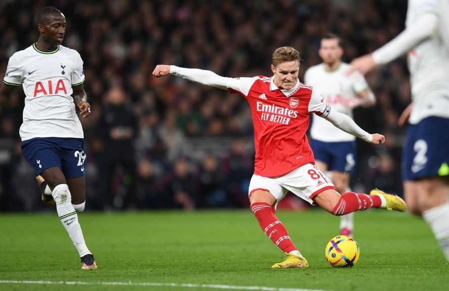 Phan tich tran Tottenham vs Arsenal gan day